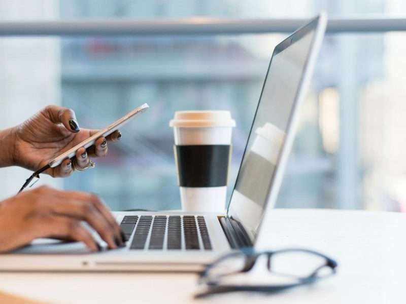 Protéger comptes et identités numériques en entreprise