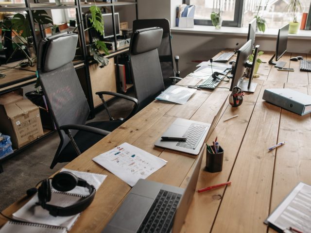 Gérer les réponses automatiques : un enjeu crucial pour votre efficacité