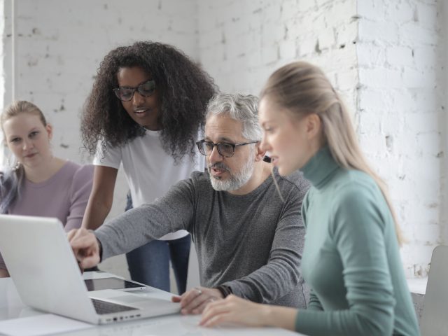 Expédier du code généré par l’IA : les meilleures pratiques